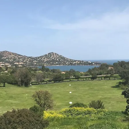 Agay, Cap Esterel, Magnifique Vue Panoramique Et Esterel, Terrasse, Piscines, Parking, Dernier Etage, 3 Etoiles *