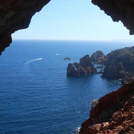 Agay, Cap Esterel, Magnifique Vue Panoramique Et Esterel, Terrasse, Piscines, Parking, Dernier Etage, 3 Etoiles Saint-Raphaël