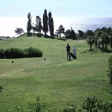 Agay, Cap Esterel, Magnifique Vue Panoramique Et Esterel, Terrasse, Piscines, Parking, Dernier Etage, 3 Etoiles