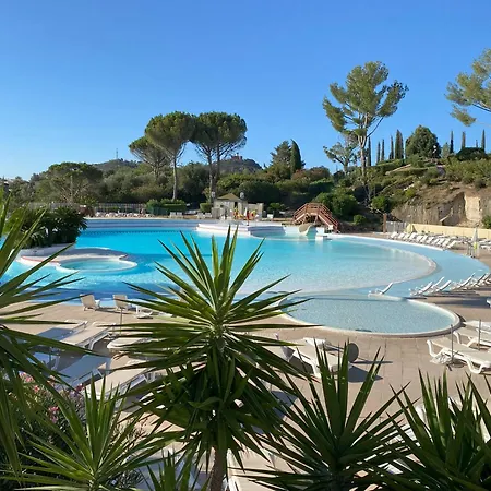 Agay, Cap Esterel, Magnifique Vue Panoramique Et Esterel, Terrasse, Piscines, Parking, Dernier Etage, 3 Etoiles