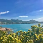 Appartement Agay, Cap Esterel, Magnifique Vue Panoramique Et Massif De L'esterel, Terrasse Sud, Accès 5 Piscines, Parking, Dernier étage, Classé 3 étoiles, Site Naturel De Rêve Saint-Raphaël