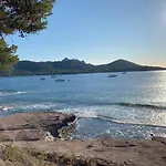 Agay, Cap Esterel, Magnifique Vue Panoramique Et Massif De L'esterel, Terrasse Sud, Accès 5 Piscines, Parking, Dernier étage, Classé 3 étoiles, Site Naturel De Rêve *