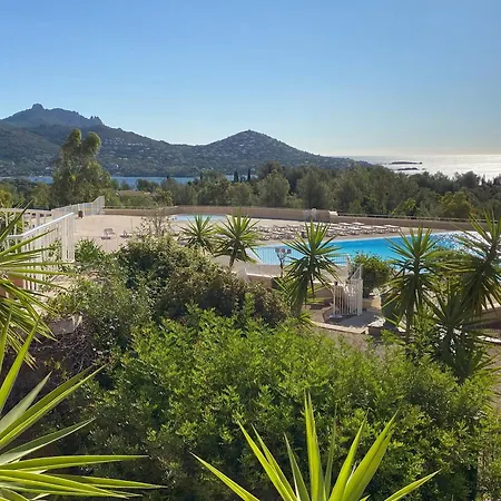 Apartment Agay, Cap Esterel, Magnifique Vue Panoramique Et Esterel, Terrasse, Piscines, Parking, Dernier Etage, 3 Etoiles