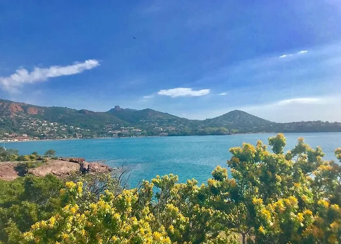 Apartment Agay, Cap Esterel, Magnifique Vue Panoramique Et Esterel, Terrasse, Piscines, Parking, Dernier Etage, 3 Etoiles Saint-Raphaël
