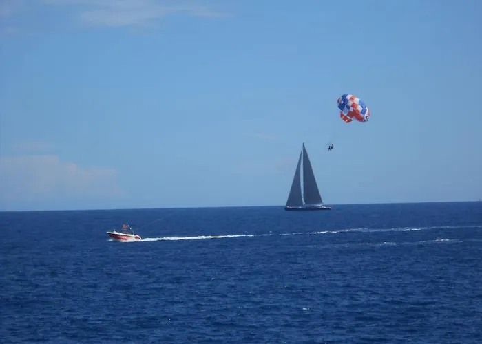 Agay, Cap Esterel, Magnifique Vue Panoramique Et Massif De L'esterel, Terrasse Sud, Accès 5 Piscines, Parking, Dernier étage, Classé 3 étoiles, Site Naturel De Rêve Apartamento *