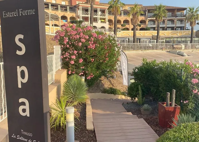 Apartamento Agay, Cap Esterel, Magnifique Vue Panoramique Et Massif De L'esterel, Terrasse Sud, Accès 5 Piscines, Parking, Dernier étage, Classé 3 étoiles, Site Naturel De Rêve Saint-Raphaël