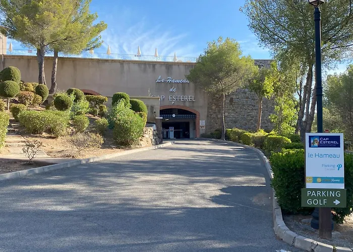 Agay, Cap Esterel, Magnifique Vue Panoramique Et Esterel, Terrasse, Piscines, Parking, Dernier Etage, 3 Etoiles Saint-Raphaël