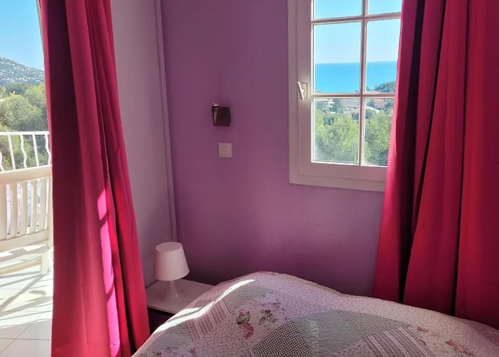 Agay, Cap Esterel, Magnifique Vue Panoramique Et Esterel, Terrasse, Piscines, Parking, Dernier Etage, 3 Etoiles Saint-Raphaël